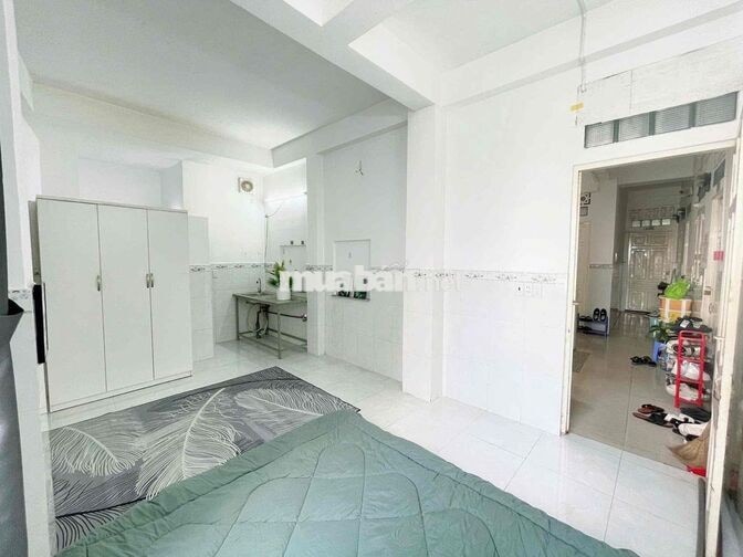 Studio Nội Thất Đầy Đủ 25m2 Gần Vòng Xoay Phú Lâm Q6
