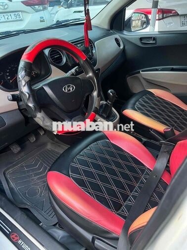 Hyundai Grand i10 5 chỗ Số sàn Trắng