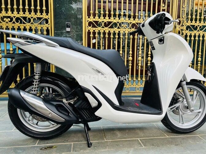 Honda SH 125i 2024 màu trắng nguyên bản