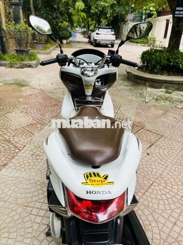 Honda PCX 125 cc màu trắng biển 29 chính chủ