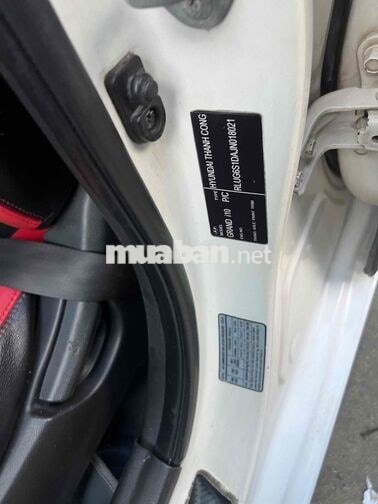 Hyundai Grand i10 5 chỗ Số sàn Trắng