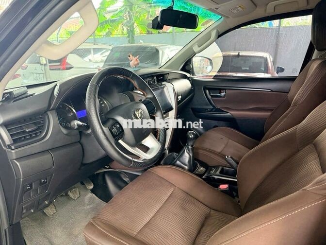 Toyota Fortuner 2017 Máy dầu Số sàn 130.000 km