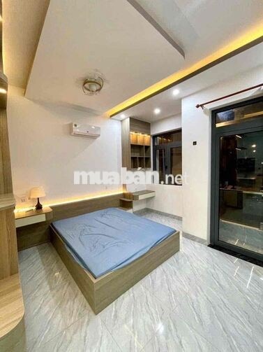 nhà góc 2 mặt tiền 1 trệt 2 lầu gần vsip1, kế 22/12 đủ nội thất