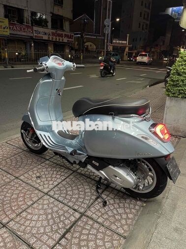 Piaggio Vespa Sprint 2018 125cc xanh