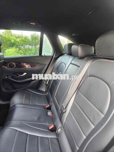 Mercedes-Benz GLC200 2019 Trắng