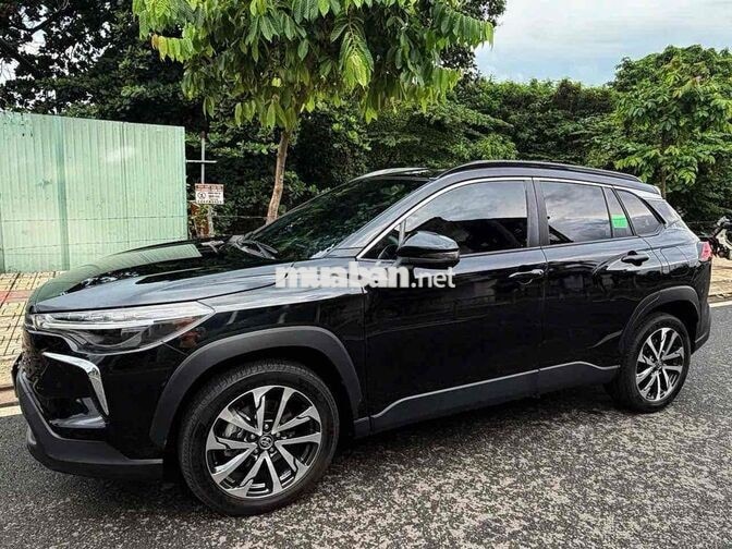 Toyota Corolla Cross 2024 21k km Đen