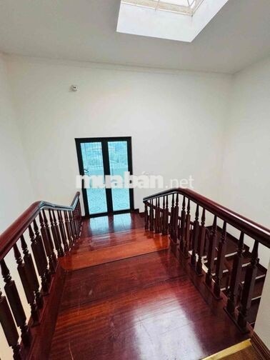 BÁN NHÀ TRUNG TÂM PHƯỜNG ĐA MAI DT 142m MT 6,5m