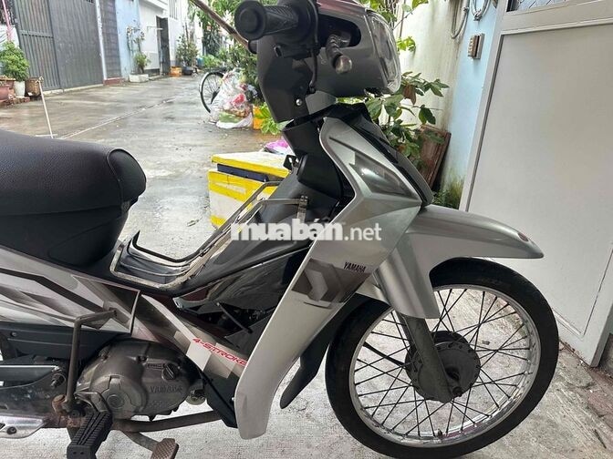 Yamaha Sirius 110cc nhập thái màu bạc đen