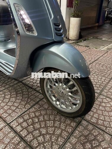 Piaggio Vespa Sprint 2018 125cc xanh