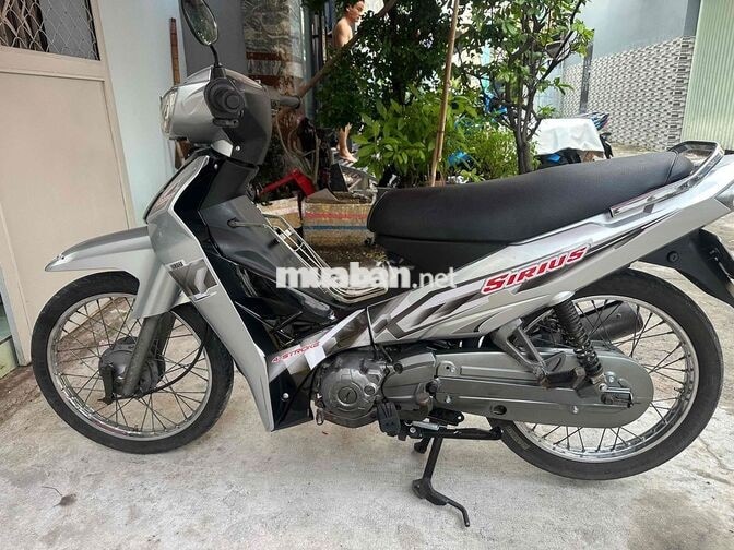 Yamaha Sirius 110cc nhập thái màu bạc đen