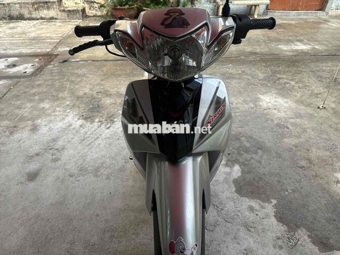 Yamaha Sirius 110cc nhập thái màu bạc đen