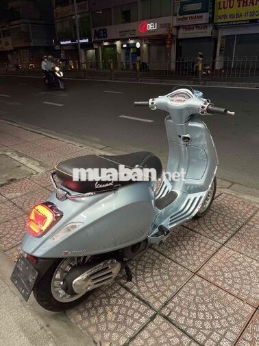 Piaggio Vespa Sprint 2018 125cc xanh