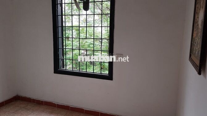Bán nhà riêng Vũ Thạnh,Đống Đa,10,4 tỷ, 45m2,5m đường,ô tô trong nhà