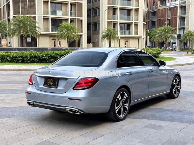 Mercedes E250 2016 up full E300 màu Diamond Silver