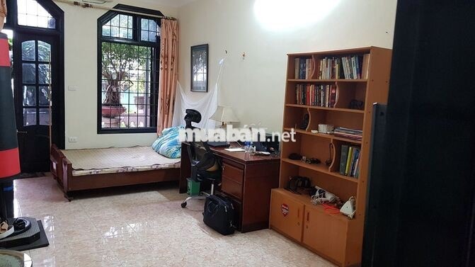 Bán nhà riêng Vũ Thạnh,Đống Đa,10,4 tỷ, 45m2,5m đường,ô tô trong nhà