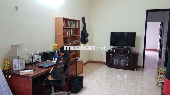 Bán nhà riêng Vũ Thạnh,Đống Đa,10,4 tỷ, 45m2,5m đường,ô tô trong nhà