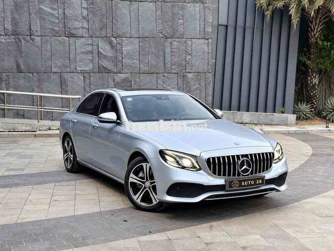Mercedes E250 2016 up full E300 màu Diamond Silver