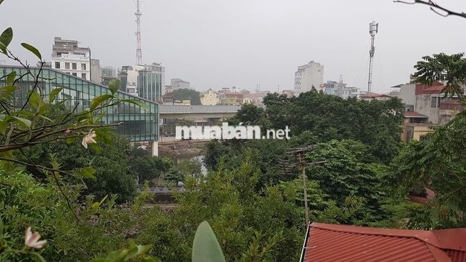 Bán nhà riêng Vũ Thạnh,Đống Đa,10,4 tỷ, 45m2,5m đường,ô tô trong nhà