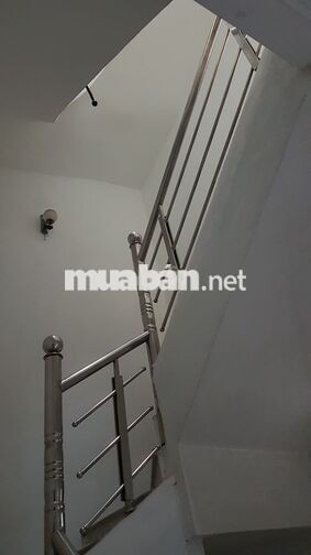 Bán nhà riêng Vũ Thạnh,Đống Đa,10,4 tỷ, 45m2,5m đường,ô tô trong nhà