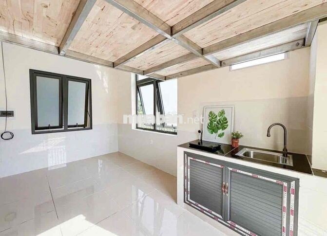 CHO THUÊ PHÒNG TRỌ DUPLEX BAN CÔNG CỬA SỔ TRỜI MỚI 100% GIÁ TỐT - T10