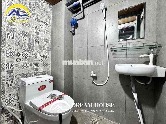 PHÒNG TRỌ CÓ GÁC CỬA SỔ THOÁNG MÁT RỘNG RÃI AN NINH TRỐNG SẴN