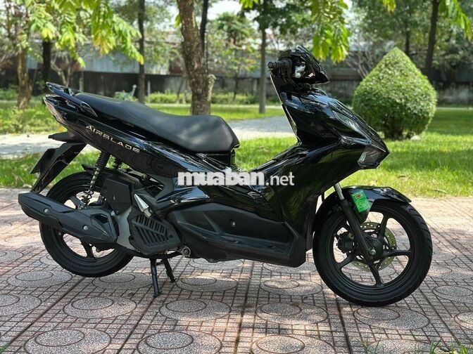 HONDA AIR BLADE ĐEN BÓNG -CÓ GÓP