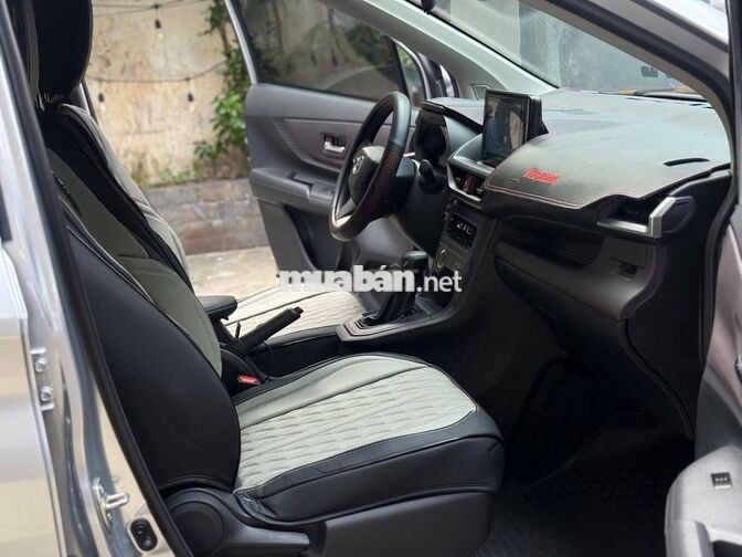Toyota Avanza 2025 AT 7 chỗ Bạc 3736 km
