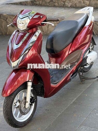 Honda Lead 125 2018 màu đỏ