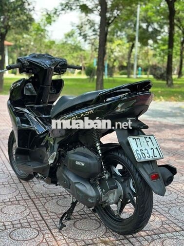 HONDA AIR BLADE ĐEN BÓNG -CÓ GÓP