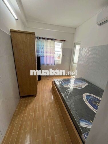 Căn hộ 1PN 1WC Q1 giá siêu tốt-full nội thất mới-cửa sổ-giặt sấy riêng