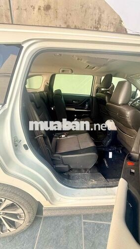 Toyota Veloz Cross 2024 Trắng 7 chỗ