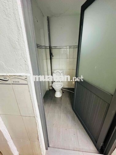 CHO THUÊ NHÀ MT QUANG TRUNG GV 200M2 Chỉ 29tr