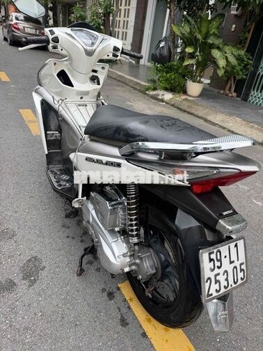 Honda Air Blade 2011 Trắng Bs Thành Phố