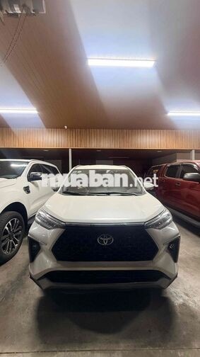 Toyota Veloz Cross 2024 Trắng 7 chỗ