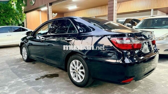 Toyota Camry 2016 2.0E Đen