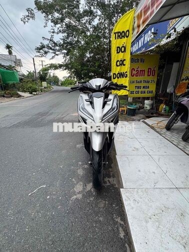 varivo HONDA  MÀU BẠC