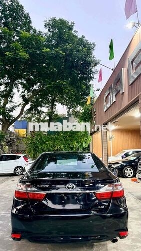 Toyota Camry 2016 2.0E Đen