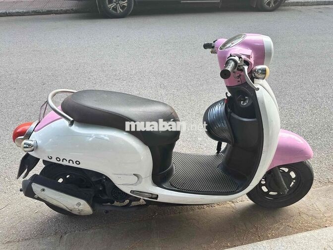 Xe tay ga 50cc Giorno Hồng trắng