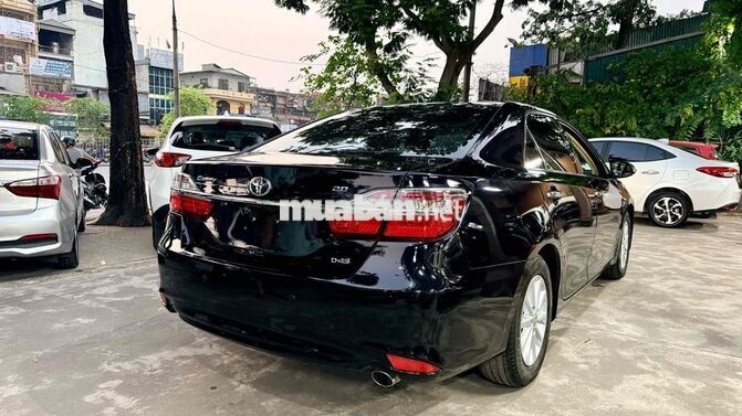 Toyota Camry 2016 2.0E Đen