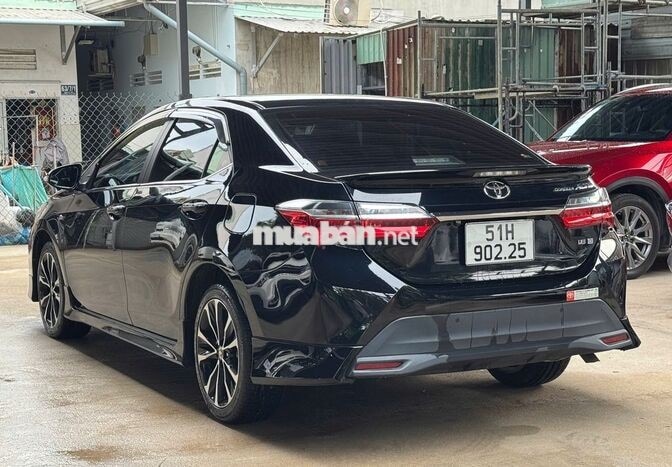 Toyota Corolla Altis 1.8G 2021 siêu lướt
