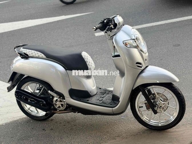 Honda Scoopy 2021 màu bạc mâm crom biễn 43