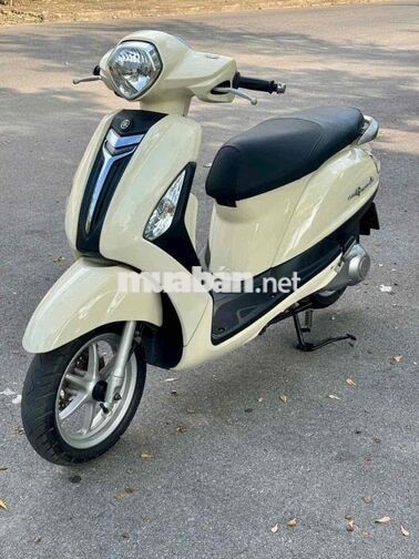 Yamaha Grande 125cc màu Kem