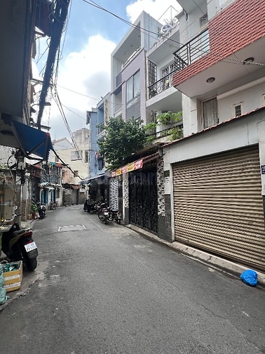 Nhà 3 lầu Cao cấp hẻm xe hơi 5m Hoàng Hoa Thám, P5, Q.Phú Nhuận, giá: 