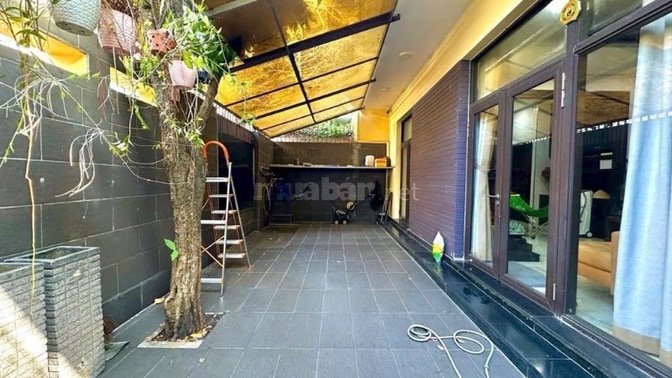 BÁN NHÀ 2 MẶT TIỀN ĐƯỜNG TRẦN XUÂN SOẠN, QUẬN 7
