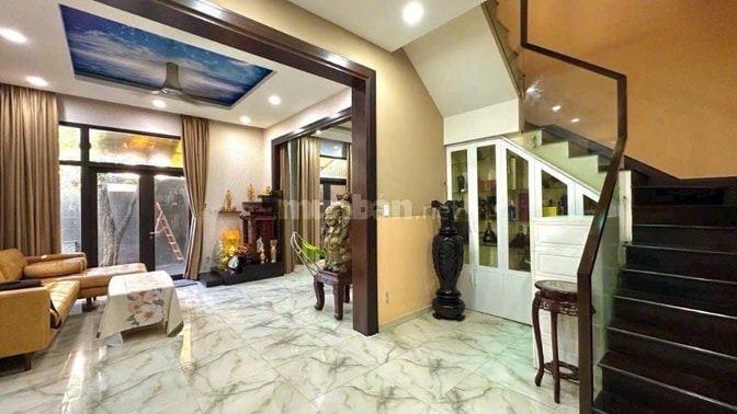 BÁN NHÀ 2 MẶT TIỀN ĐƯỜNG TRẦN XUÂN SOẠN, QUẬN 7