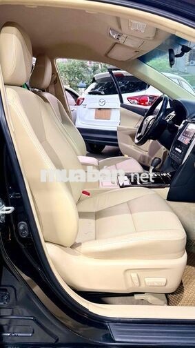 Toyota Camry 2016 2.0E Đen