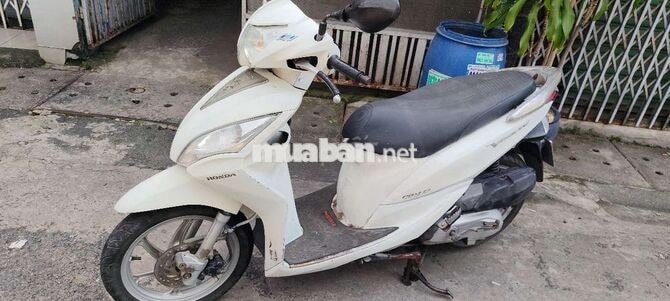 Honda Vision 2013 màu trắng