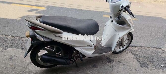 Honda Vision 2013 màu trắng