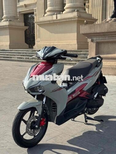 Honda Air Blade 125 Xám đỏ