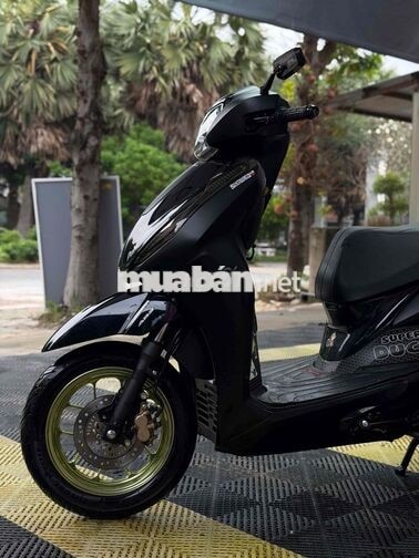 Honda Lead 160 màu Đen